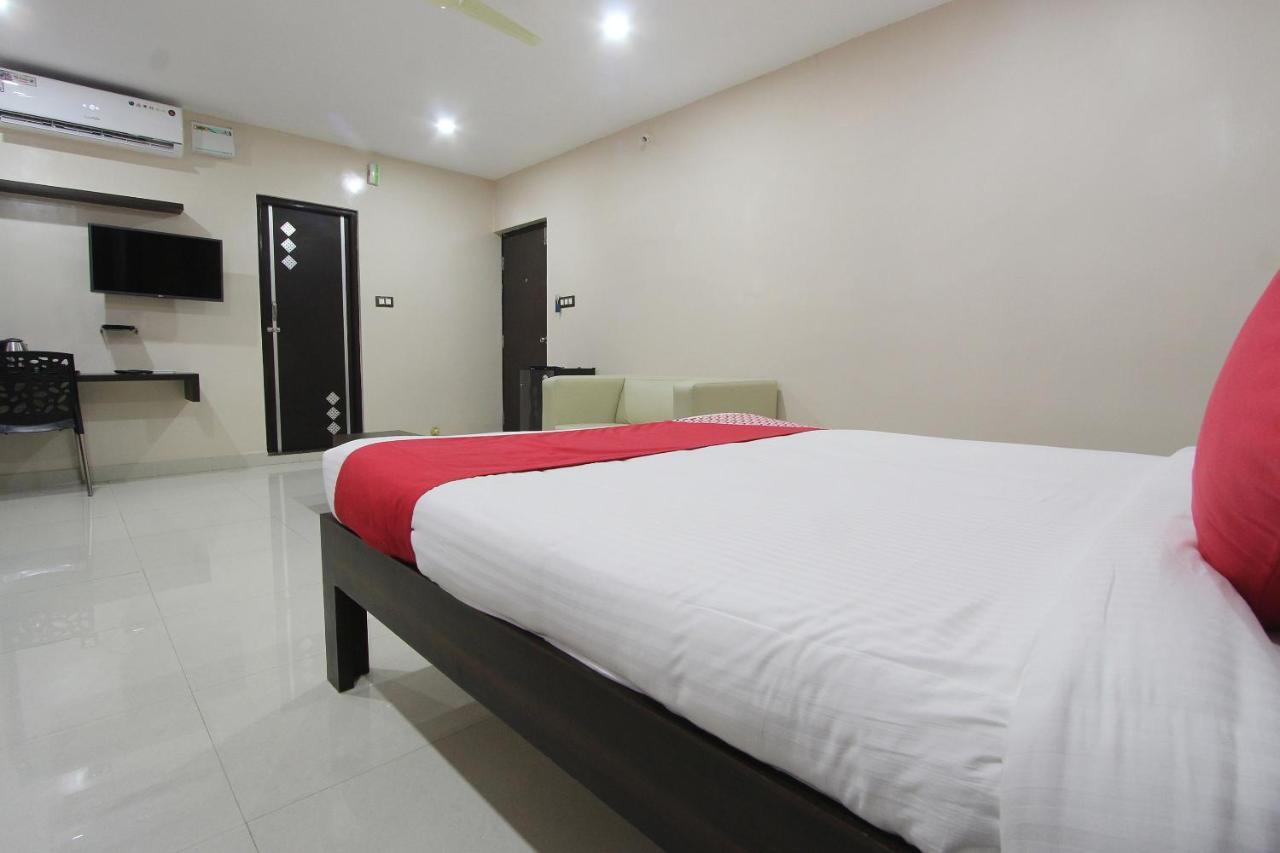 Capital O 70534 Habitat Suites And Rooms Bangalore Dış mekan fotoğraf