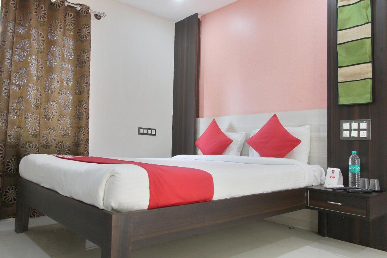 Capital O 70534 Habitat Suites And Rooms Bangalore Dış mekan fotoğraf