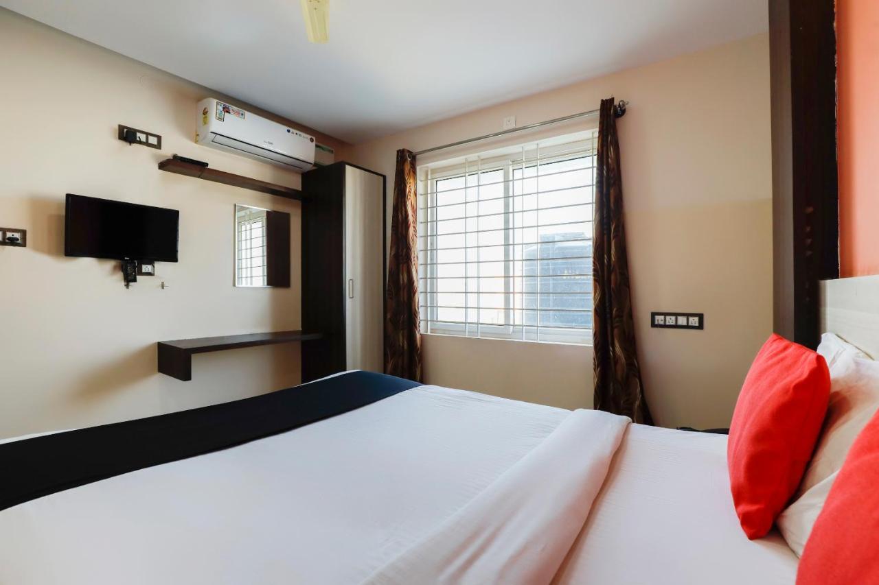 Capital O 70534 Habitat Suites And Rooms Bangalore Dış mekan fotoğraf