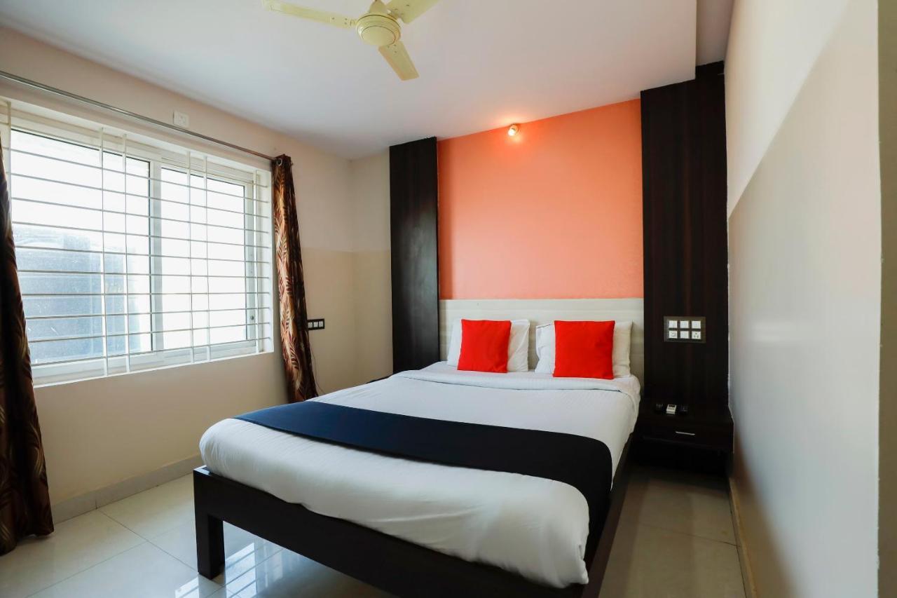 Capital O 70534 Habitat Suites And Rooms Bangalore Dış mekan fotoğraf