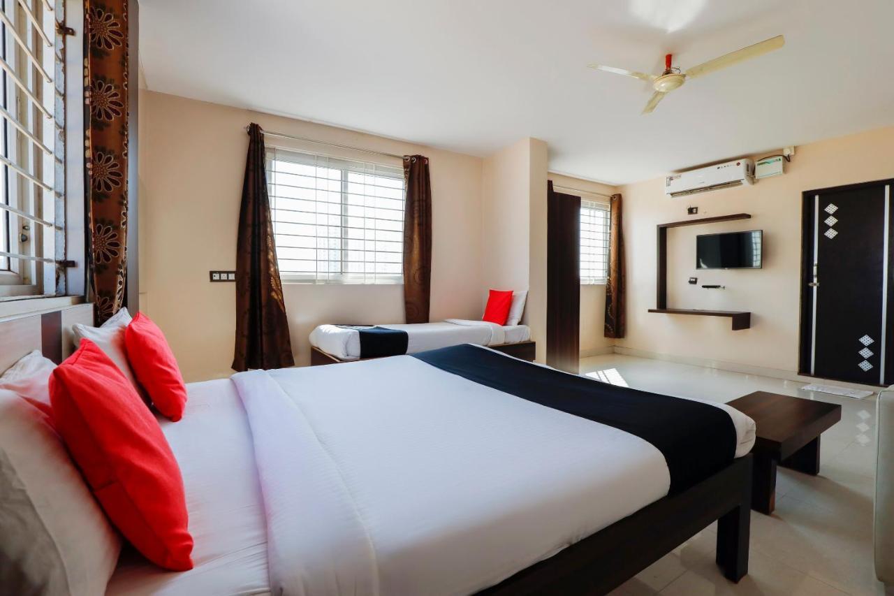Capital O 70534 Habitat Suites And Rooms Bangalore Dış mekan fotoğraf
