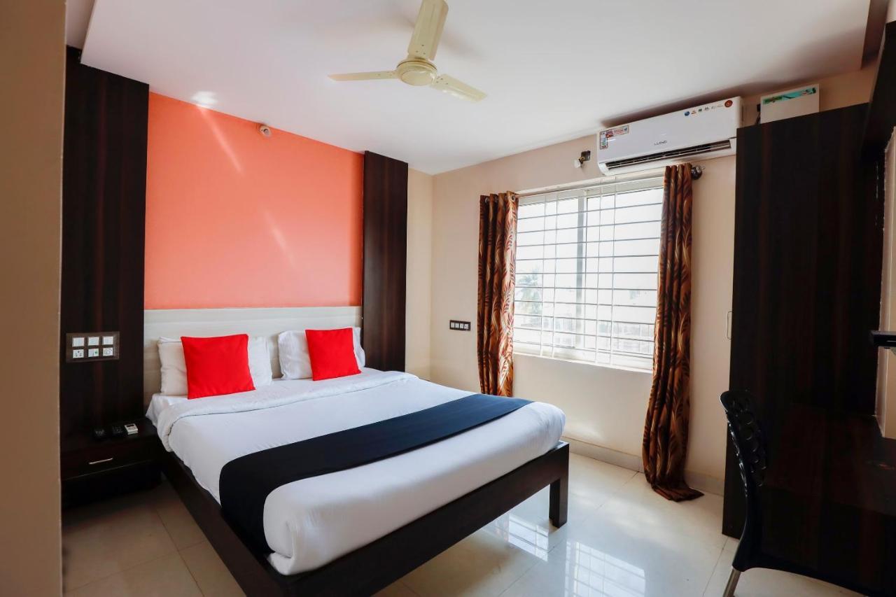 Capital O 70534 Habitat Suites And Rooms Bangalore Dış mekan fotoğraf