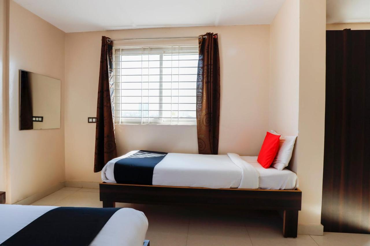 Capital O 70534 Habitat Suites And Rooms Bangalore Dış mekan fotoğraf